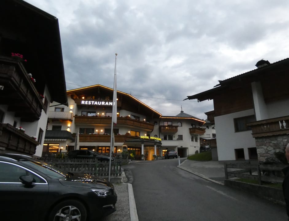 Außenansicht Kräuterhotel Hochzillertal
