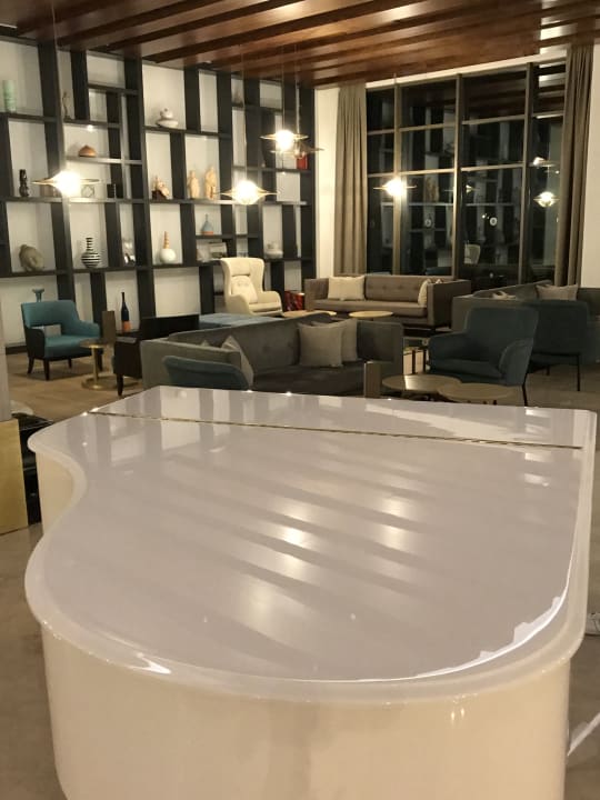 Lobby Acanthus Cennet Barut Collection