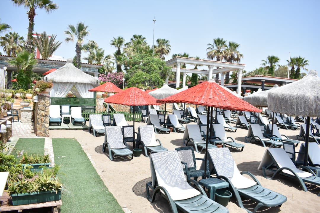 Strand Hotel Club Sera