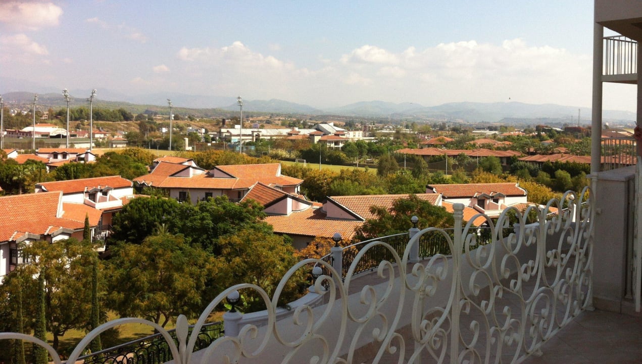 111 Starlight Resort Hotel