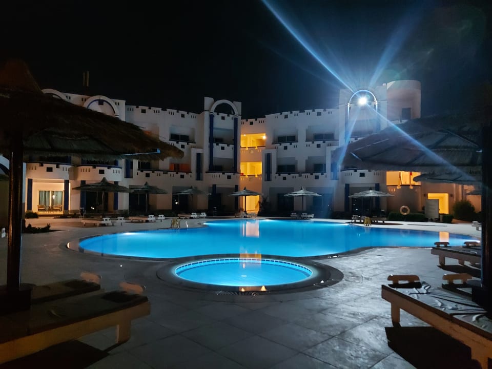 Pool Coral Sun Beach