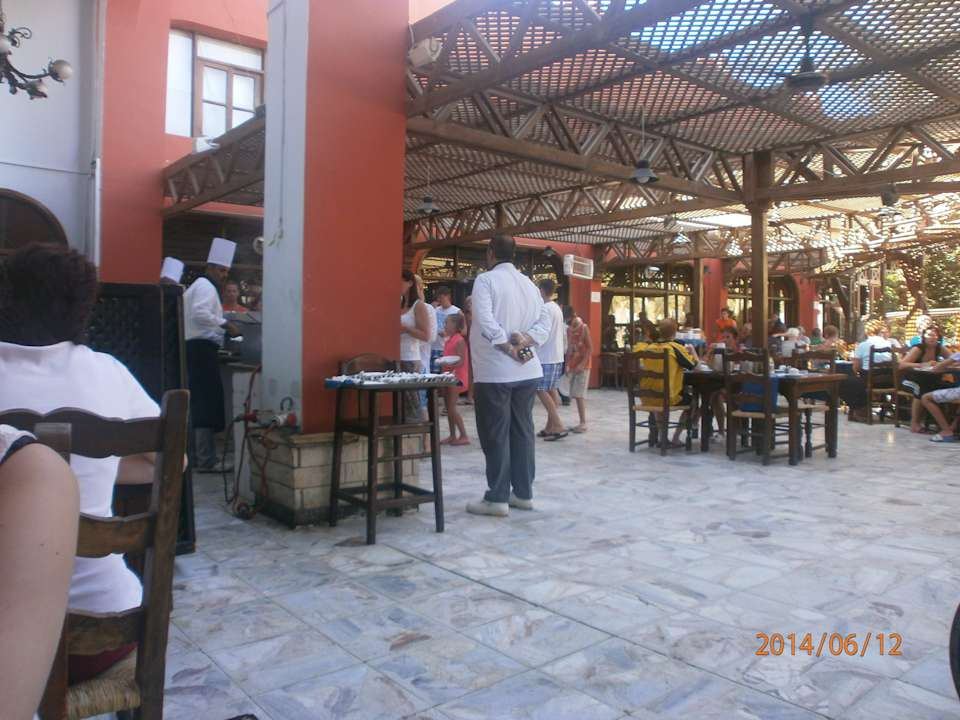 Morgens Arabia Azur Resort