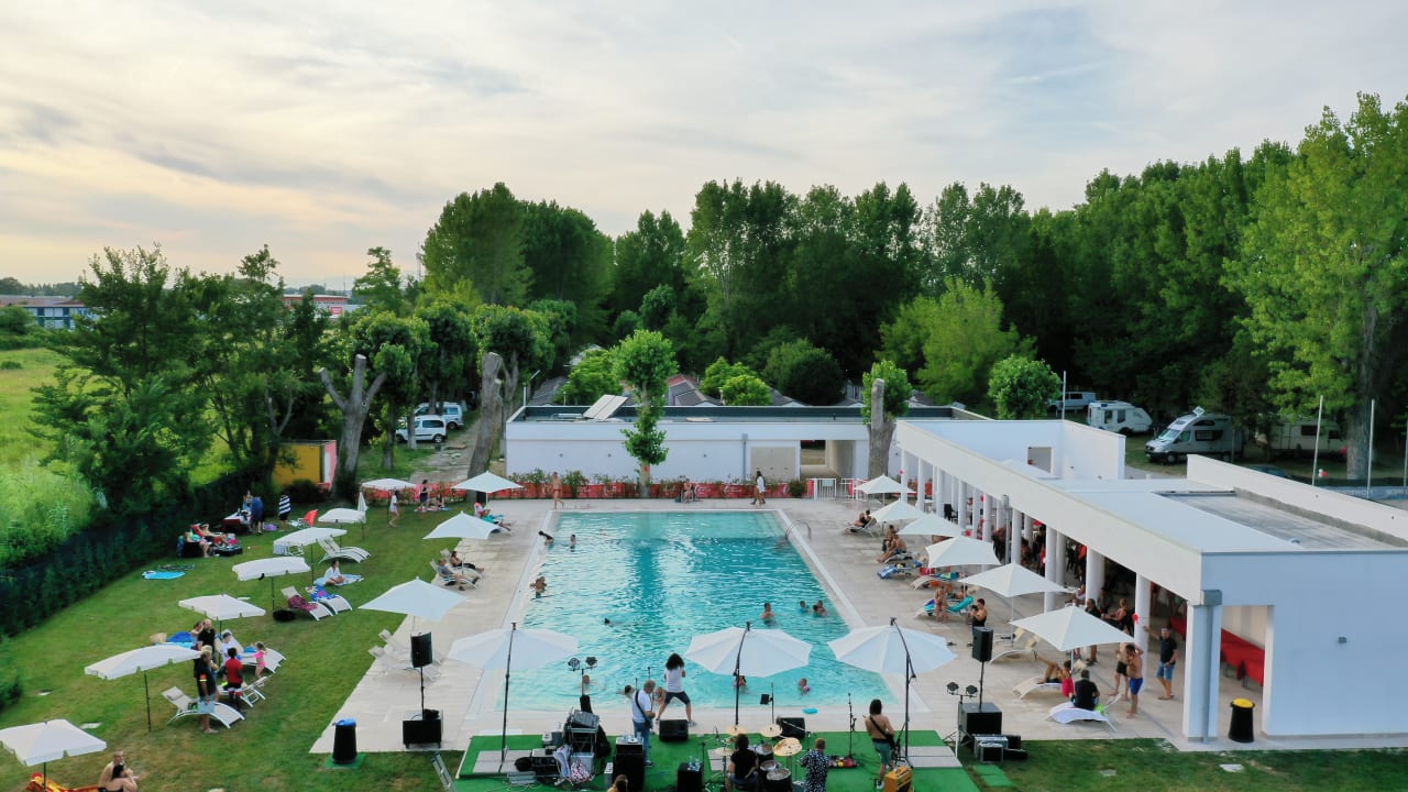 Pool Camping Rialto Village