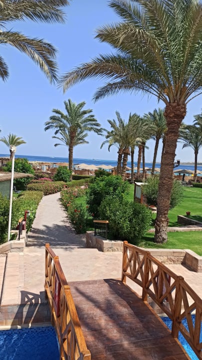 Strand Fort Arabesque Resort, Spa & Villas