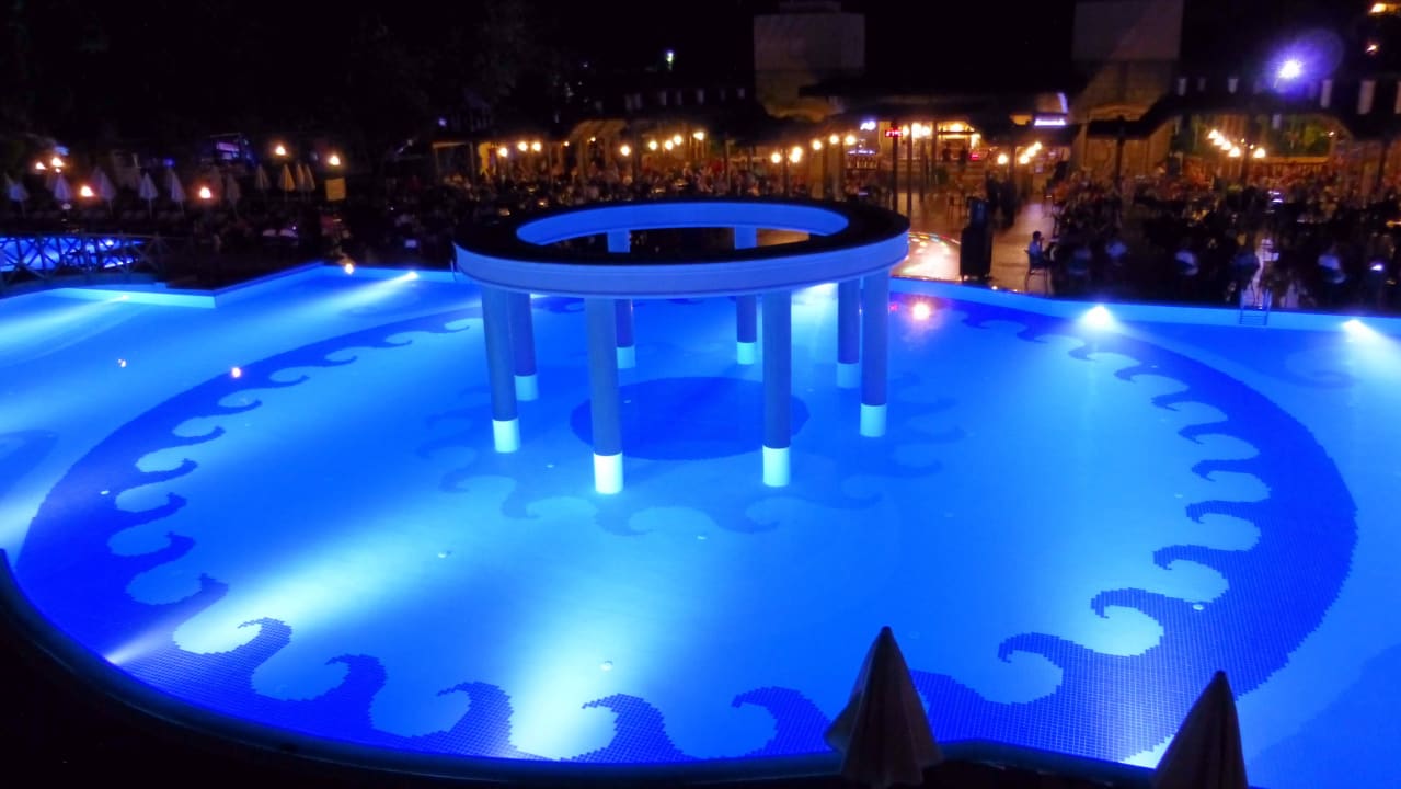 Pool bei Nacht Trendy Aspendos Beach Hotel