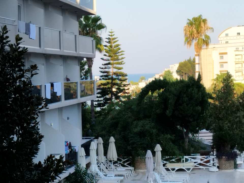 Ausblick Seaden Corolla Hotel