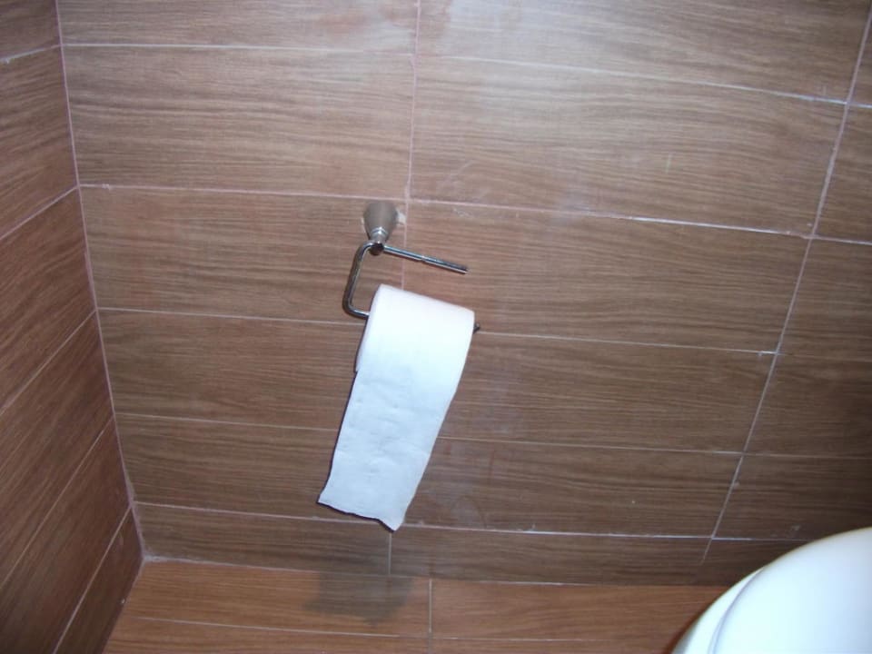 Defekter Toilettenpapierhalter Hotel Paradis Palace