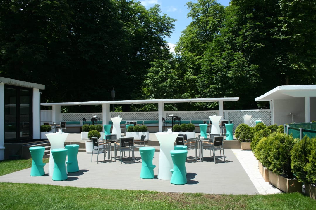 Jardín Hotel Tres Reyes