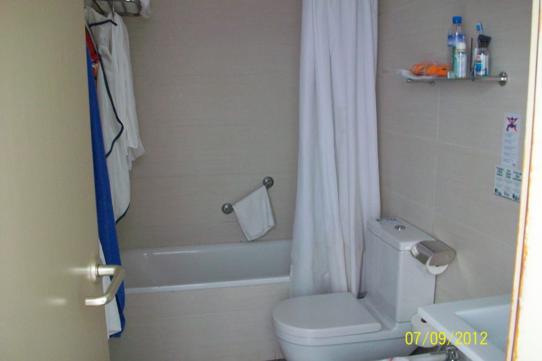 Bad (Appartement Reihe "E") blau punta reina