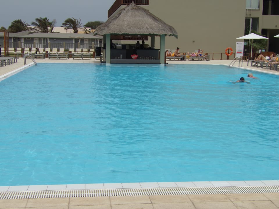 Pool Oasis Salinas Sea