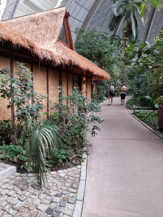 Strand Tropical Islands Resort