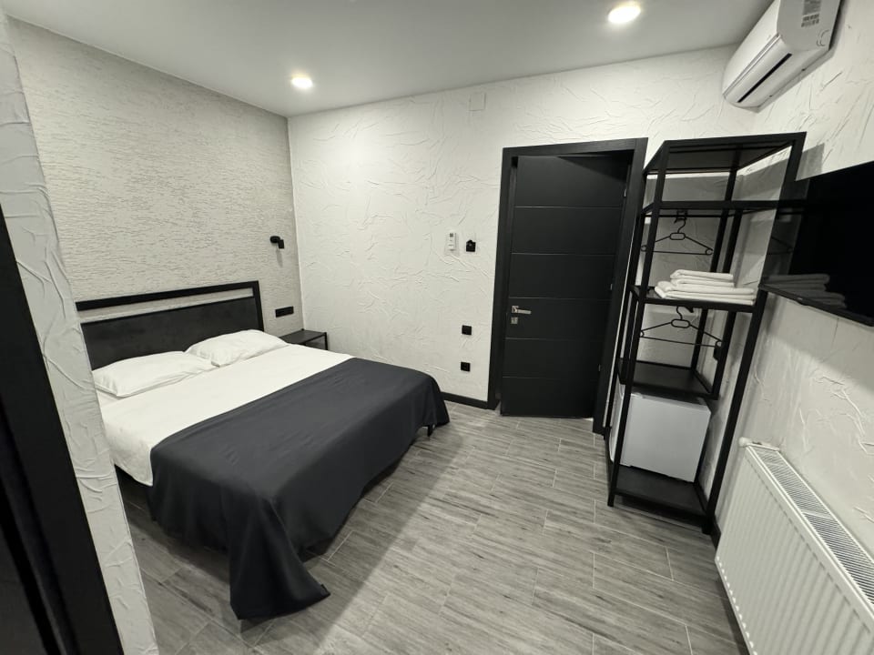 Zimmer Hotel West Way