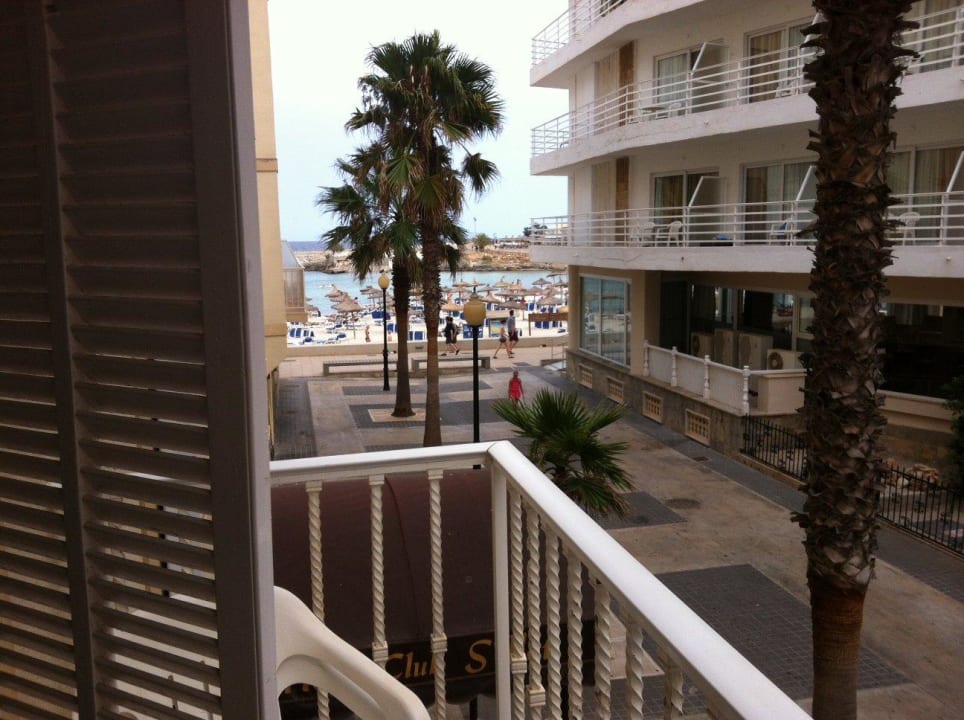 Seitliche Meersicht!? Hotel Club S'Illot