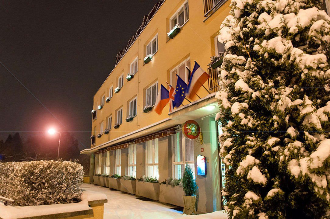 Hotel Krusnohor im Winter Hotel Krusnohor
