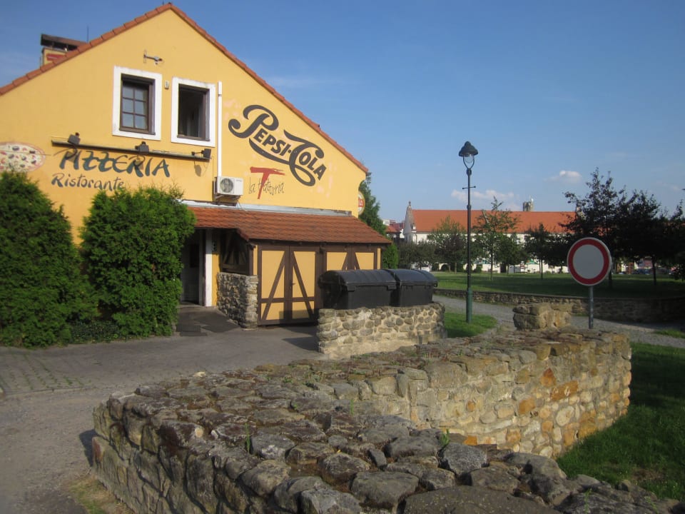 Hotelareal Hotel Chvalská Tvrz