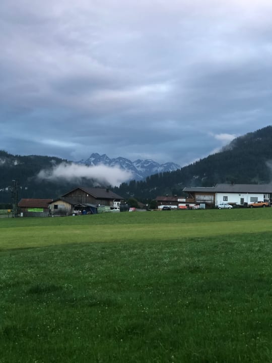 Ausblick Eldorado – Ferienwohnungen & Suiten im Allgäu