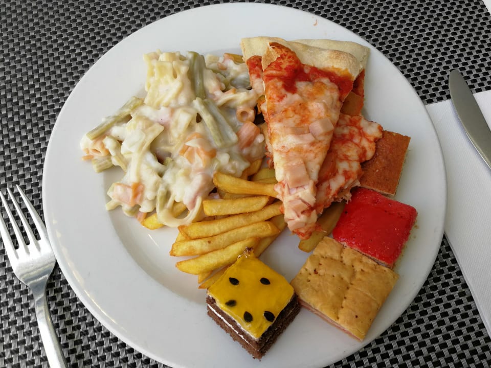 Gastro alltoura Club Hotel Akeah Broncemar