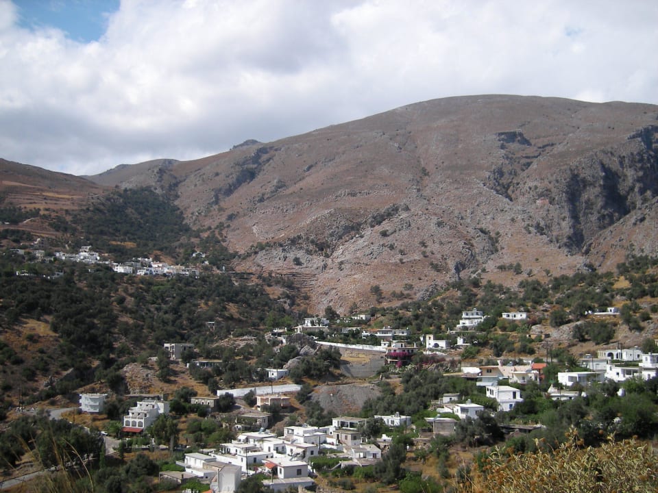 Blick nach Rodakino Hotel Polyrizos