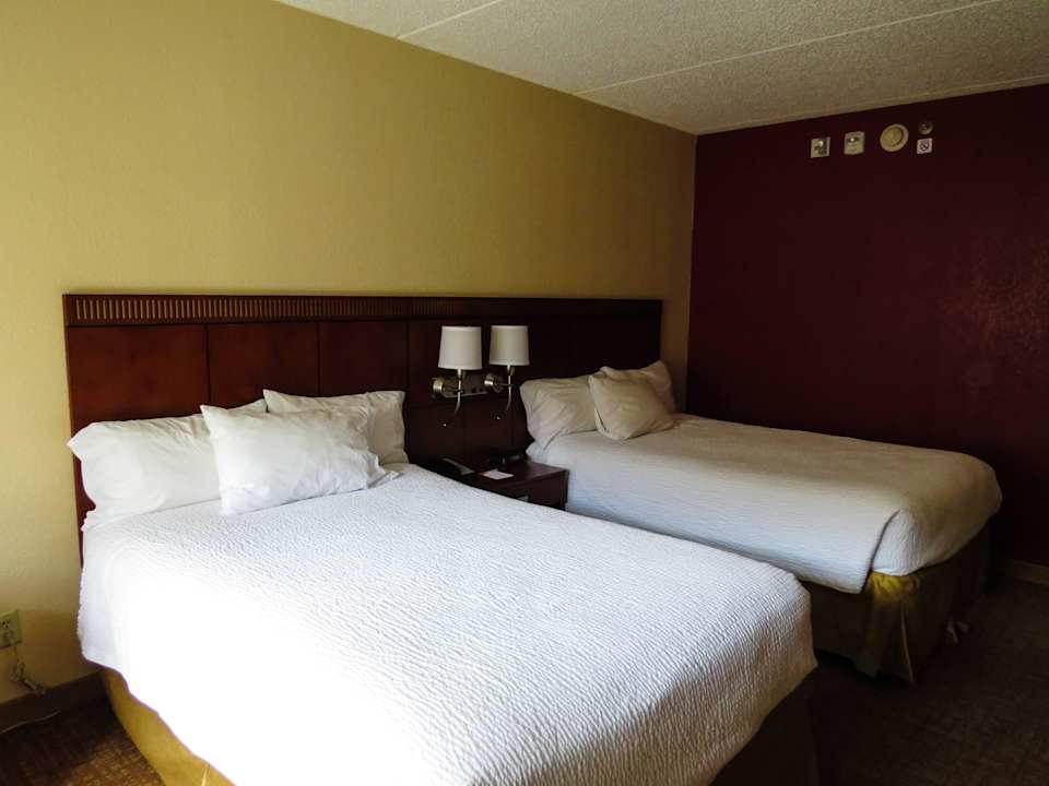 Zimmer mit zwei Queenbetten Courtyard by Marriott San Antonio Downtown