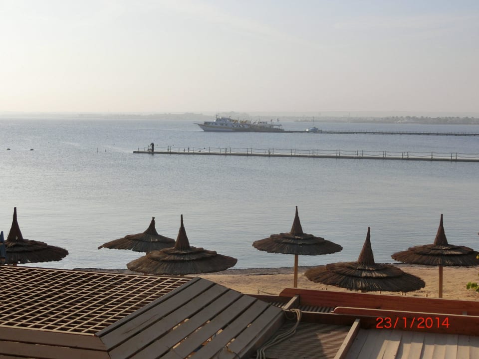 Unser täglicher Morgenblick beim Frühstück Beach Albatros Resort