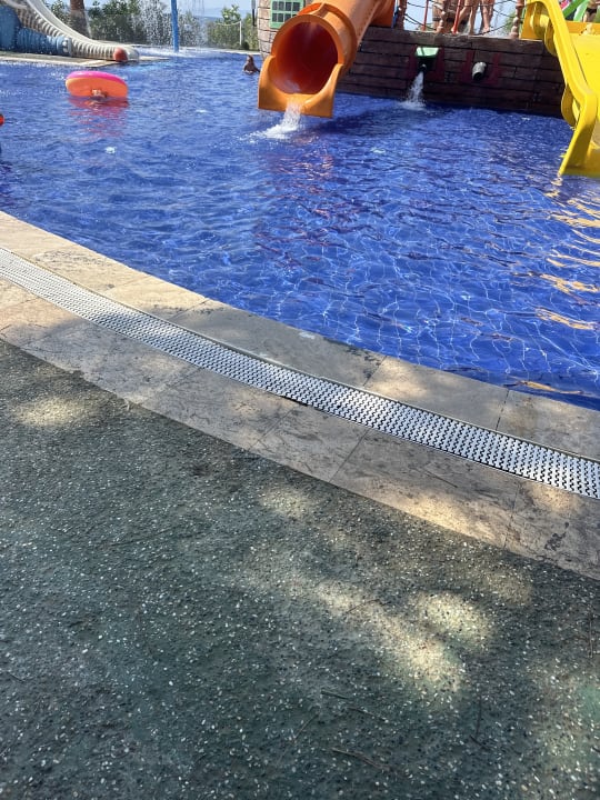 Pool Aria Claros Beach & Spa Resort