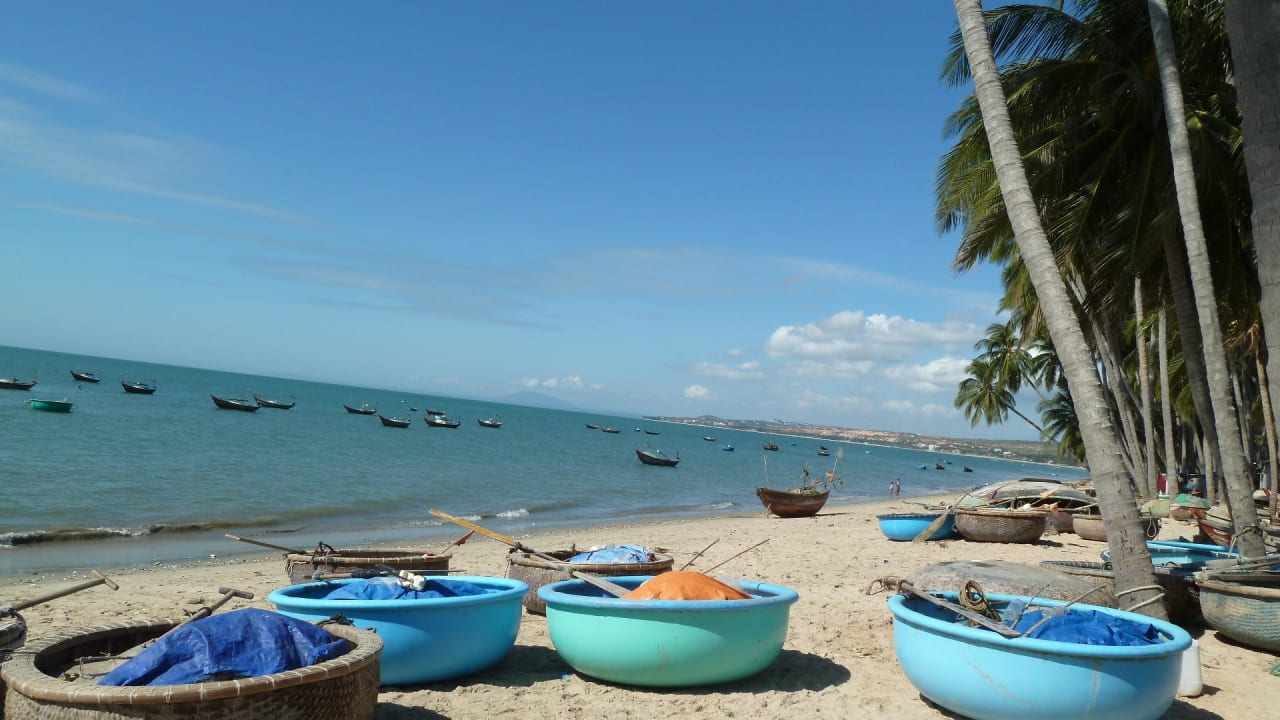 Typisches, vietnamesisches Boot Hoang Ngoc Beach Resort