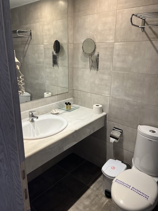 Zimmer Olympian Bay Grand Resort