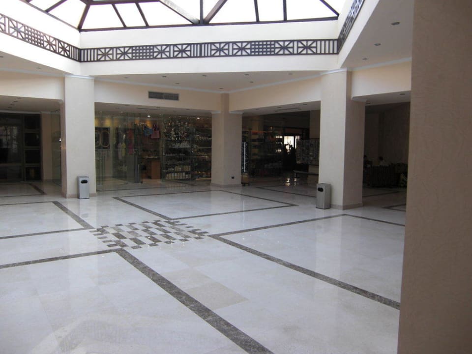 Lobby Eagles Paradise Abu Soma