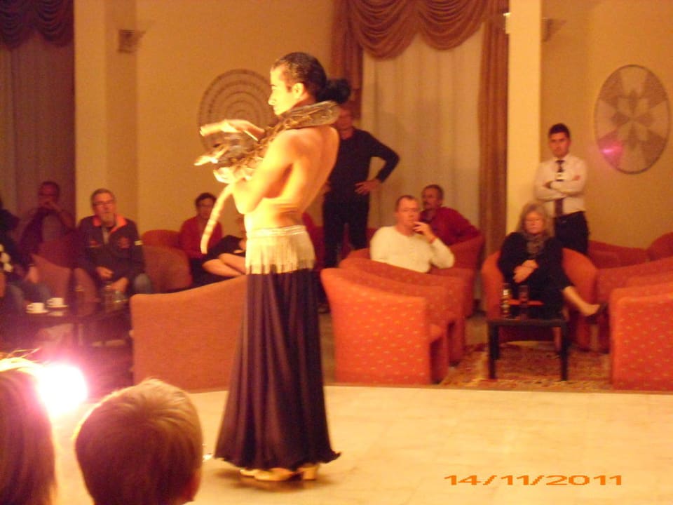Bauchtanz m. Schlange Süral Saray Hotel