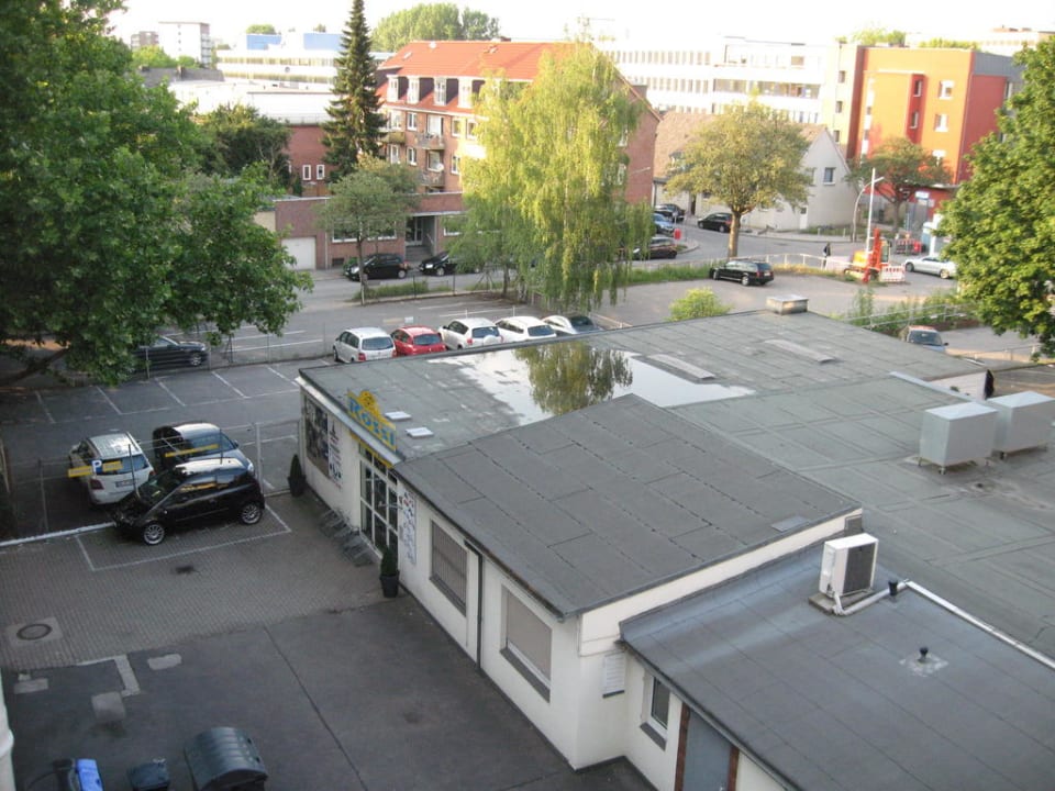 Blick vom Balkon Garner Hotel Hamburg - Wandsbek Marktplatz