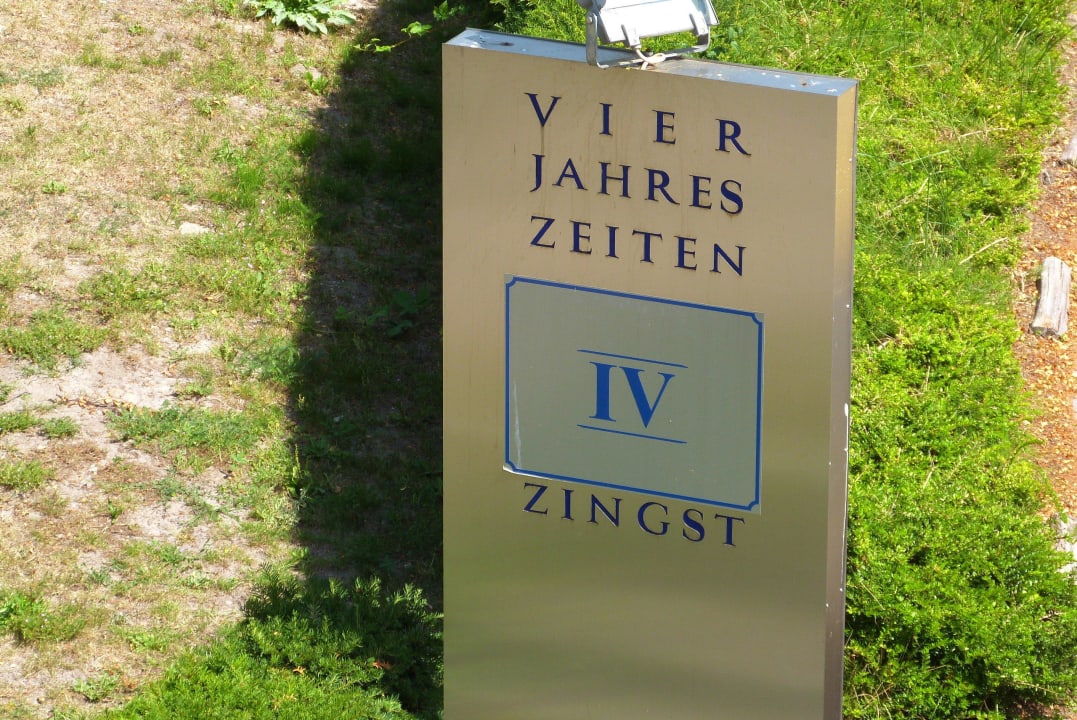 Eingangsbereich Hotel Vier Jahreszeiten Zingst