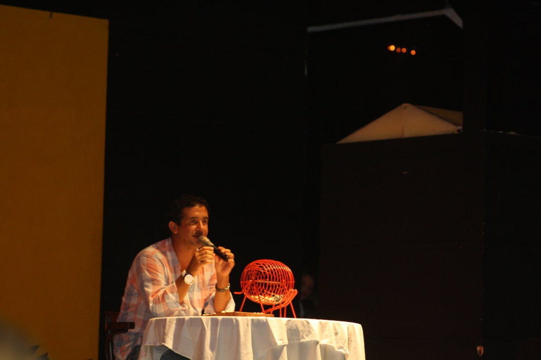 Diverse Abendshows Asteria Collection Side