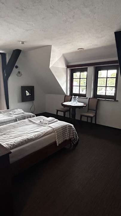 Zimmer Hotel Gospoda pod Czarnym Łabędziem