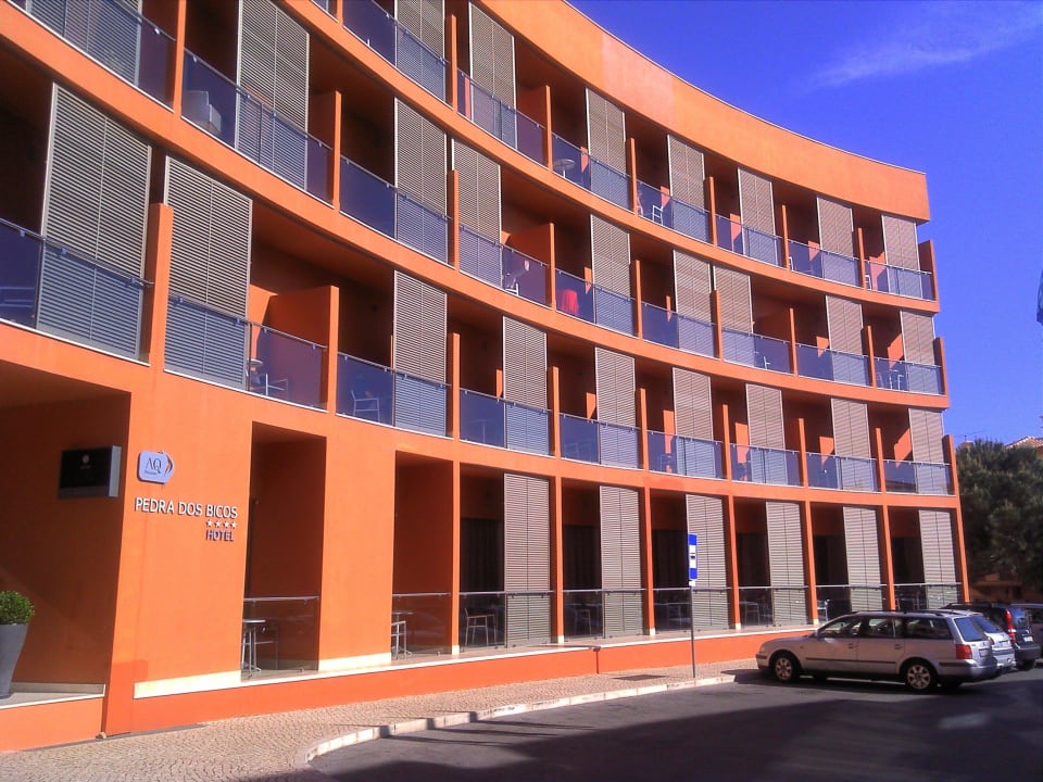 Straßenseite des Hotels Aqua Pedra Dos Bicos Design Beach Hotel - Adults only