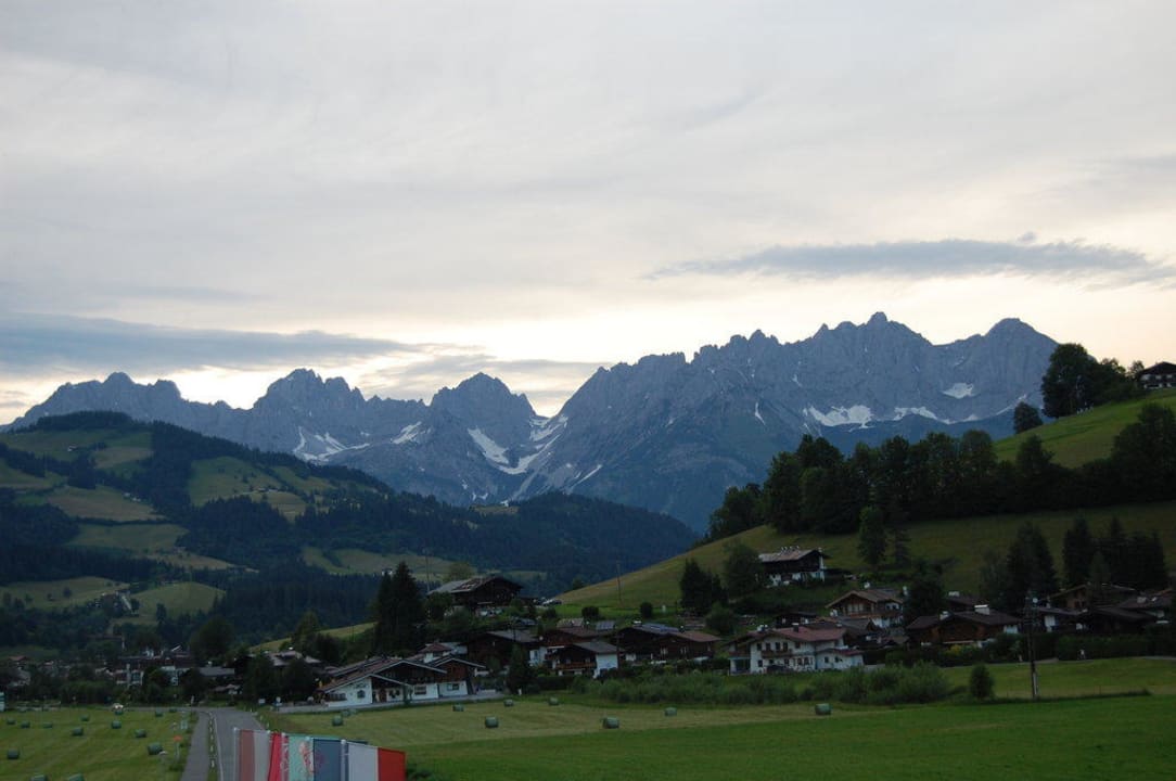 Blick auf den wilden Kaiser Lisi Family Hotel Reith bei Kitzbühel
