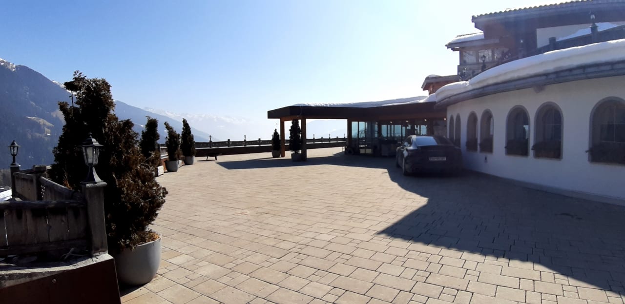 Außenansicht Panorama Resort Taljörgele