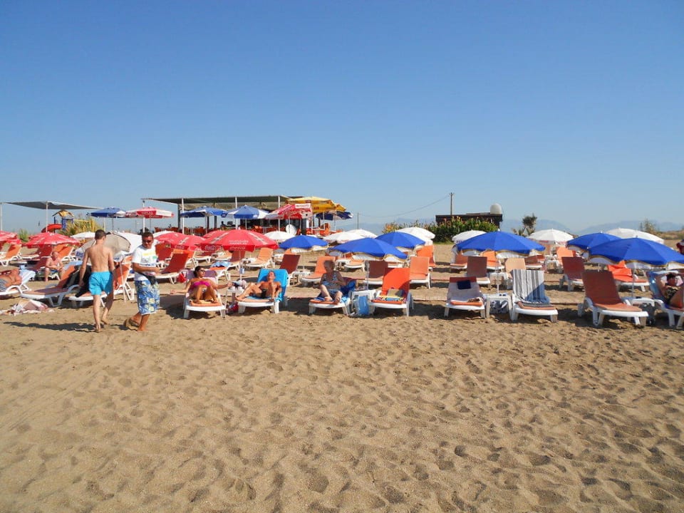 Dobedan beach resort side. Сиде пляж. Турция Сиде пляж. Городской пляж Сиде. Центральный пляж Сиде.