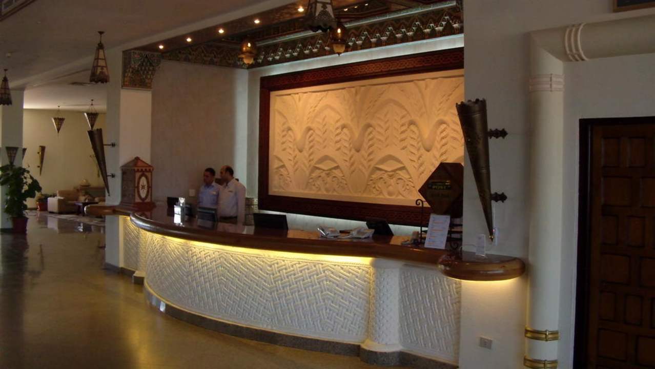 Alles neu und hell. Lobby im Dana Beach Pickalbatros Dana Beach Resort - Hurghada