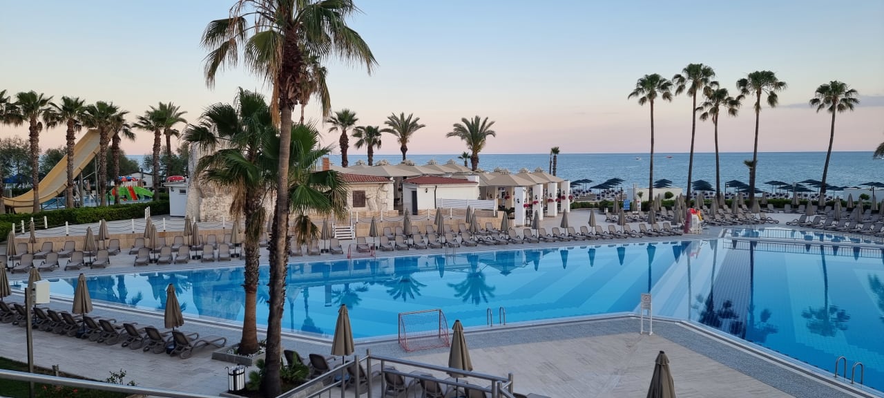 Pool Adora Hotel & Resort