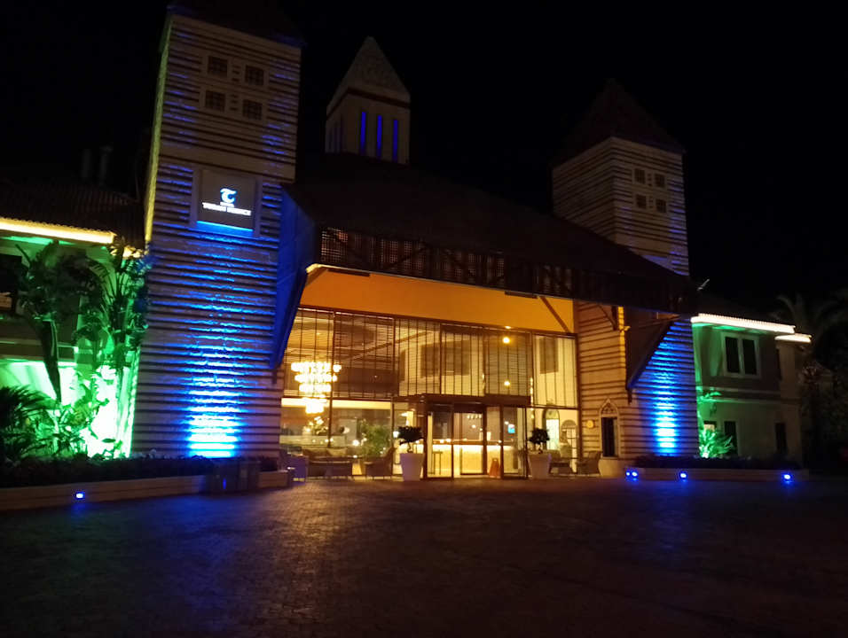 Außenansicht Hotel Turan Prince