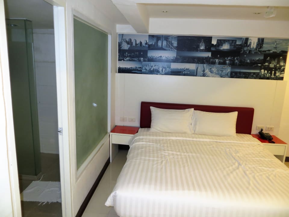 Zimmer Citin Sukhumvit 11 by Compass Hospitality