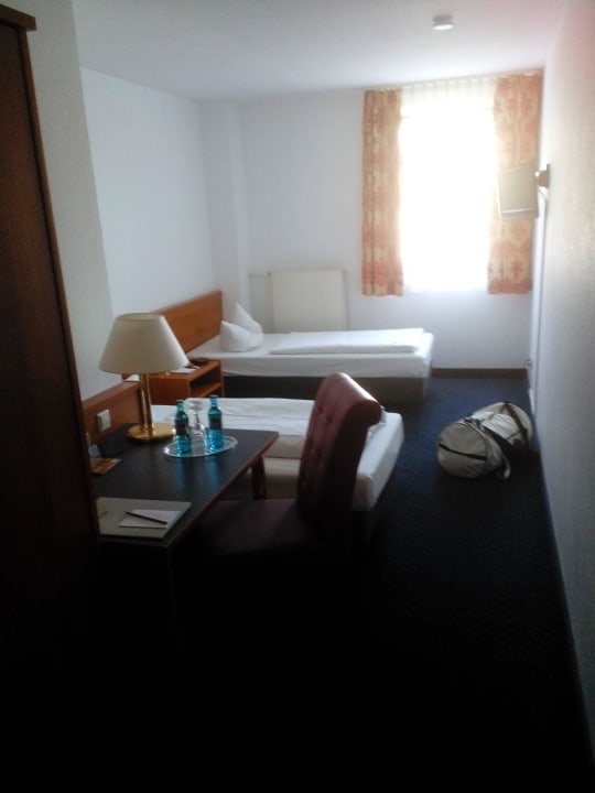 Zimmer ACHAT Hotel Stuttgart Zuffenhausen