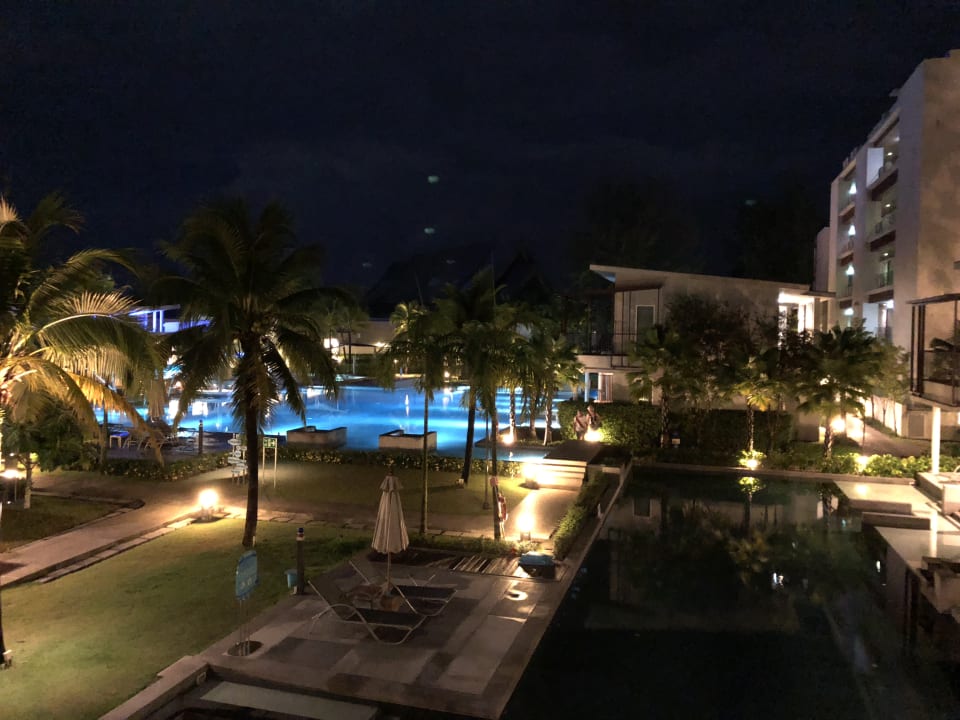 Ausblick von Zimmer 1242 (Brandy Pool) The Waters Khao Lak by Katathani