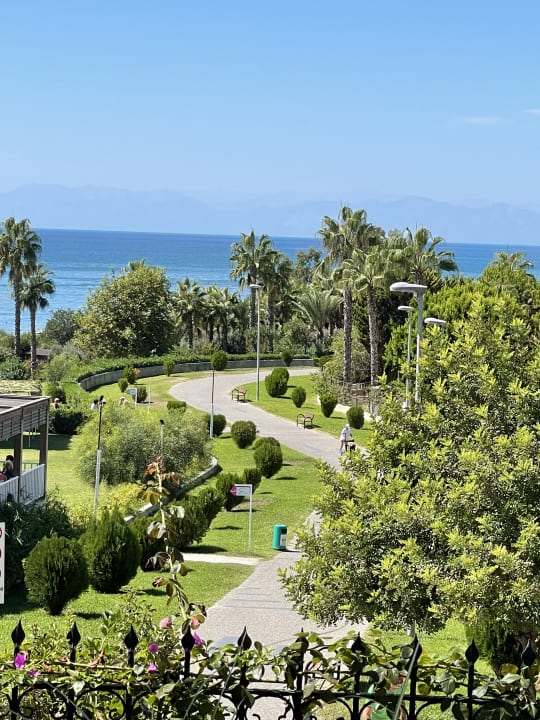 Gartenanlage Alba Queen Hotel