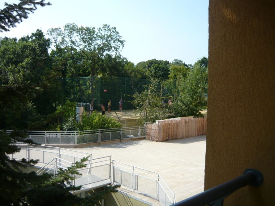 Blick aus dem Zimmer im 2. Stock HVD Viva Club Hotel