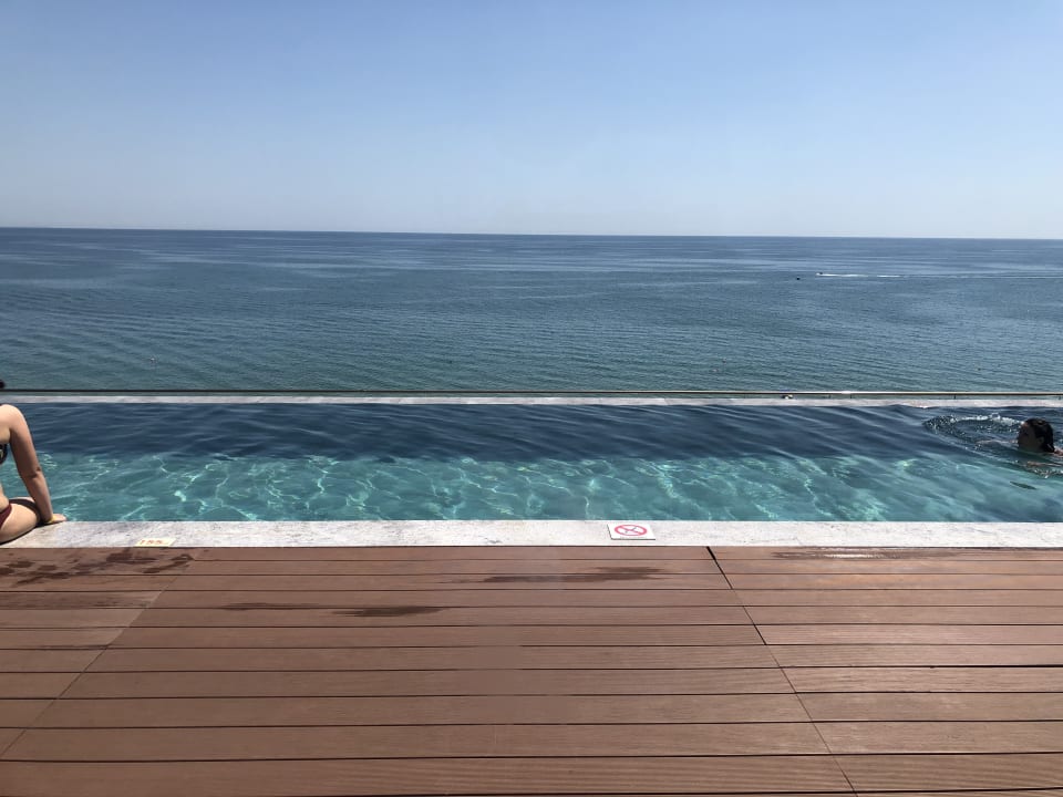 Pool GRIFID Encanto Beach