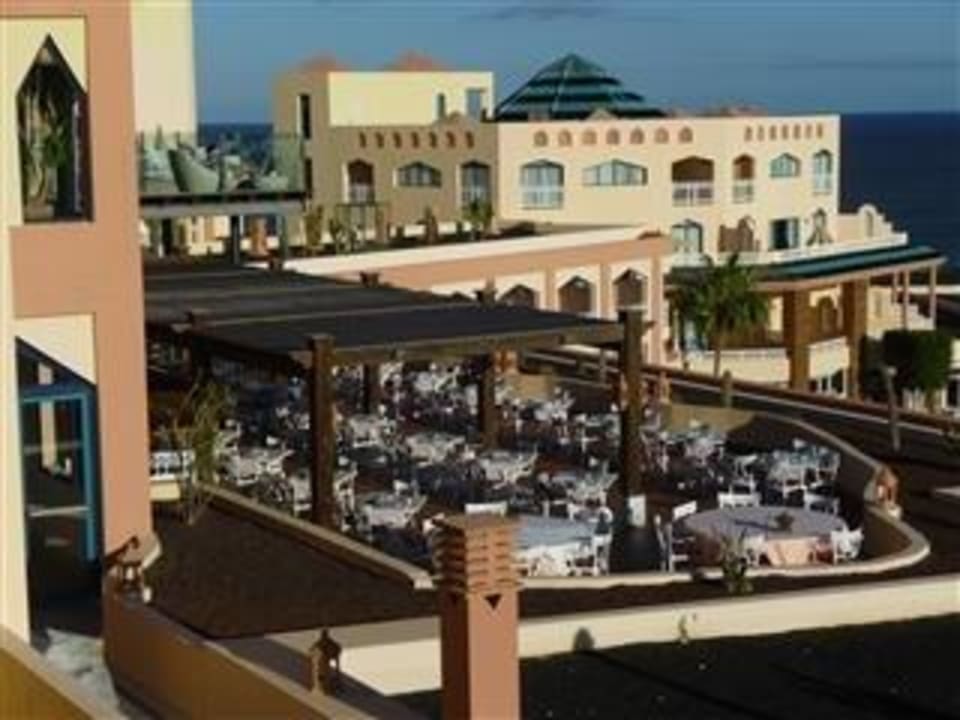 Frühstücksterrasse vom Zimmer 2504 gesehen H10 Playa Esmeralda - Adults only