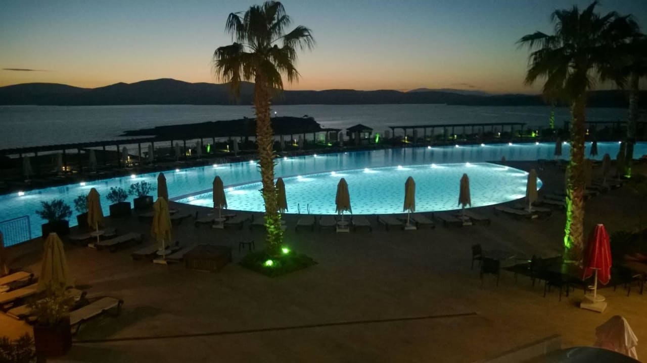 Sonnenuntergang Royal Teos Thermal Resort Clinic & SPA