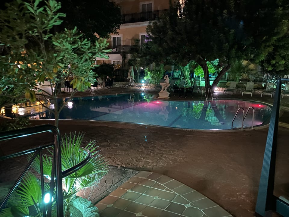 Pool Hotel Morlans Garden