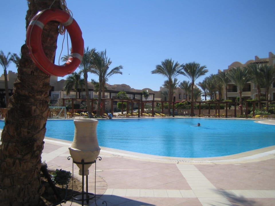 Süßwasserpool Hotel JAZ Makadi Star & Spa